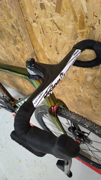 Used Rebel Rebel Custom SRAM Apex 2023 Road & Gravel, Red — image 8 of 9