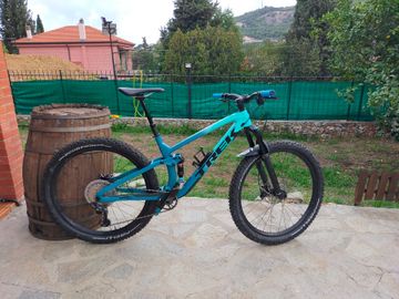 Trek Fuel EX 9.7 2020 2020 Mountainbike usato, Blu — immagine 1 di 4