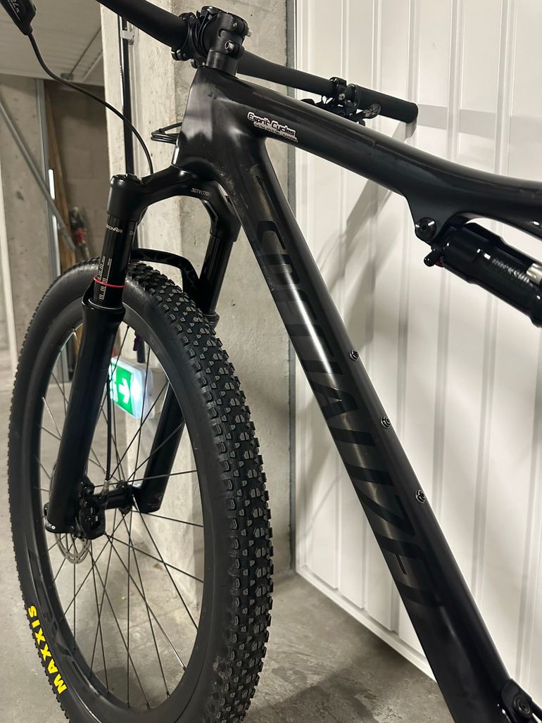 Used Specialized Men's Epic Expert 2020 2020 Mountainbike, Black, 29 — image 9 of 27