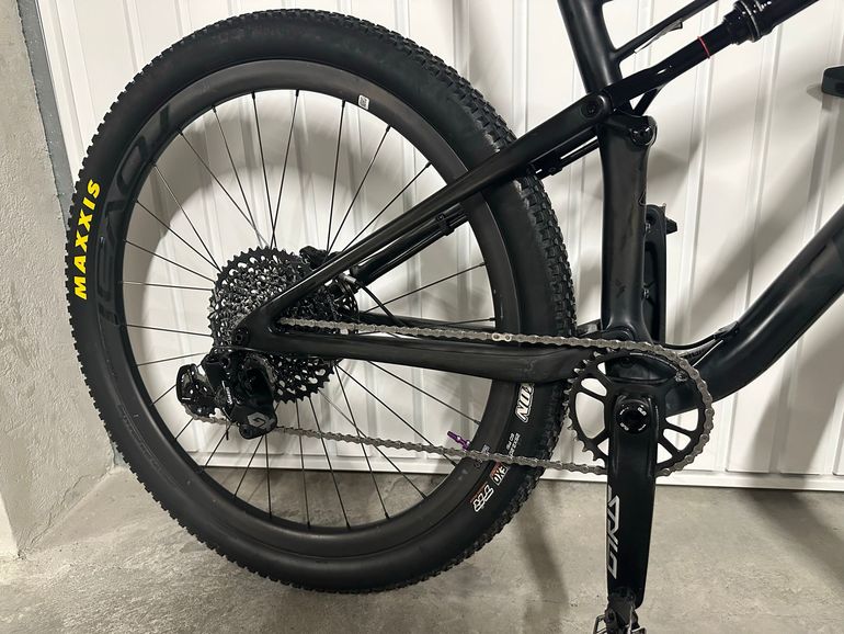 Used Specialized Men's Epic Expert 2020 2020 Mountainbike, Black, 29 — image 20 of 27