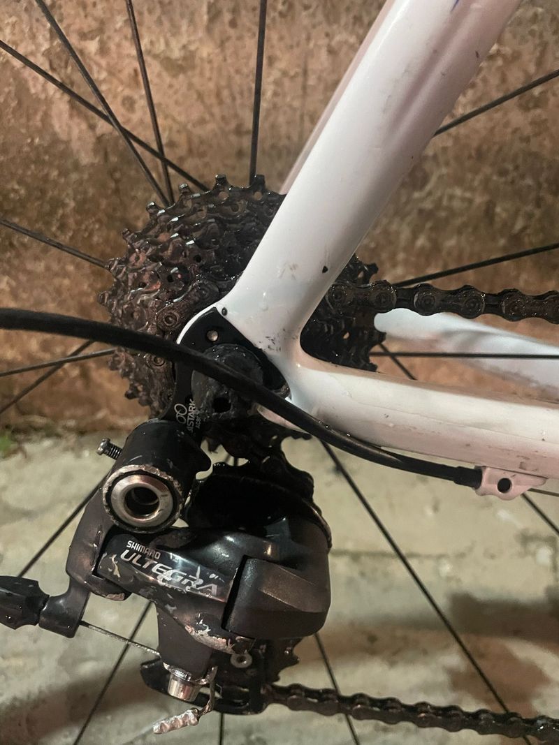 Pinarello - Other Shimano Ultegra 2014 Road & Gravel d'occasion — image 5 sur 8