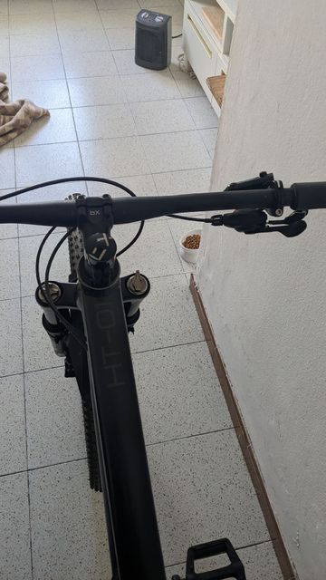 Used Brand x Custom Shimano SLX 2020 Mountainbike, Black — image 3 of 8