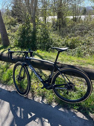 Used Specialized Tarmac Shimano Ultegra 2017 Road & Gravel, Black — image 3 of 10