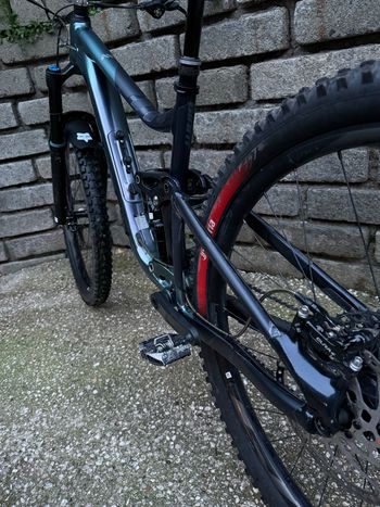 Used Giant Reign 1 2024 2024 Mountainbike, Blau, 27.5 — image 6 of 7