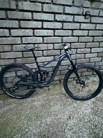 Used Giant Reign 1 2024 2024 Mountainbike, Blau, 27.5 — image 2 of 7