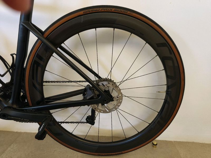 Used Specialized Tarmac Shimano Ultegra Di2 2018 Road & Gravel, Black — image 5 of 5