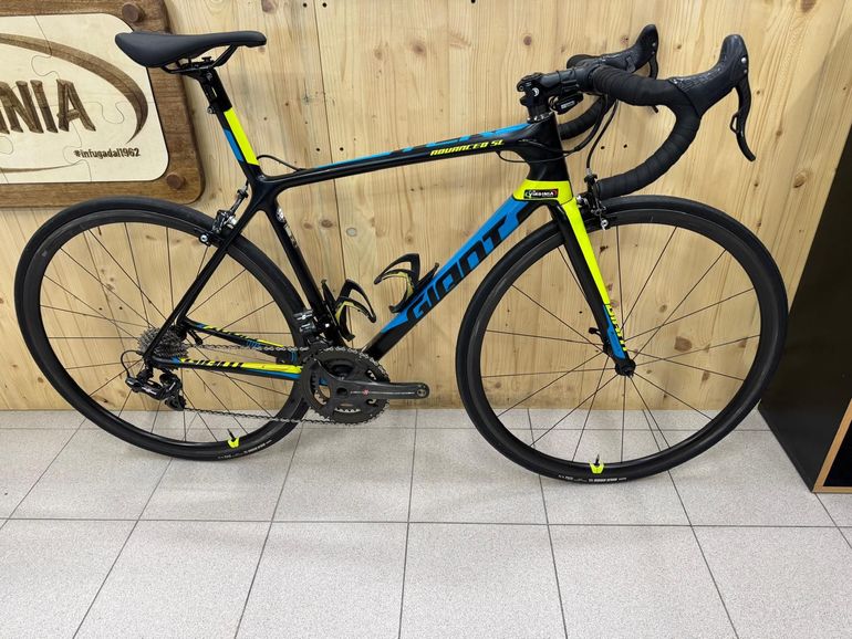 Used Giant Giant TCR Advanced SL 2017 Road & Gravel, Schwarz — image 2 of 11