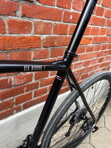 Used Bianchi Nirone Shimano 105 2025 Road & Gravel, Black — image 17 of 17