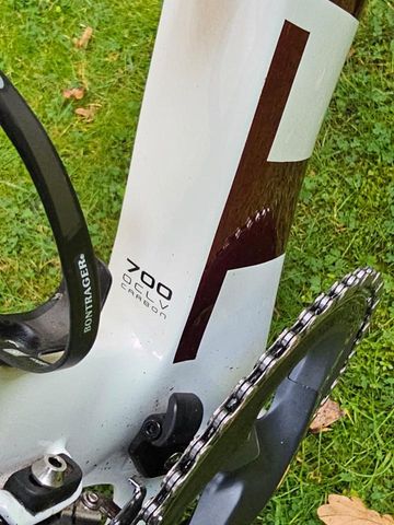 Używany Trek Madone Shimano Ultegra Di2 2019 Road & Gravel — zdjęcie 15 z 17