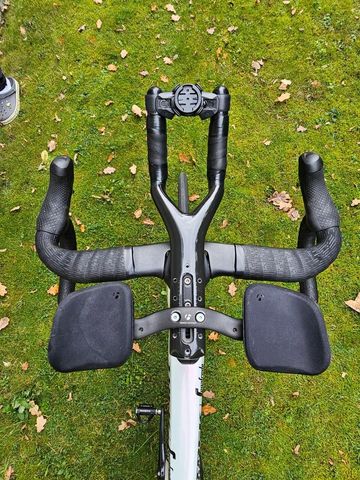 Używany Trek Madone Shimano Ultegra Di2 2019 Road & Gravel — zdjęcie 11 z 17