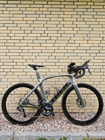 Gebrauchtes Trek Madone Shimano Ultegra Di2 2019 Road & Gravel, Hellgrau — Bild 14 von 17