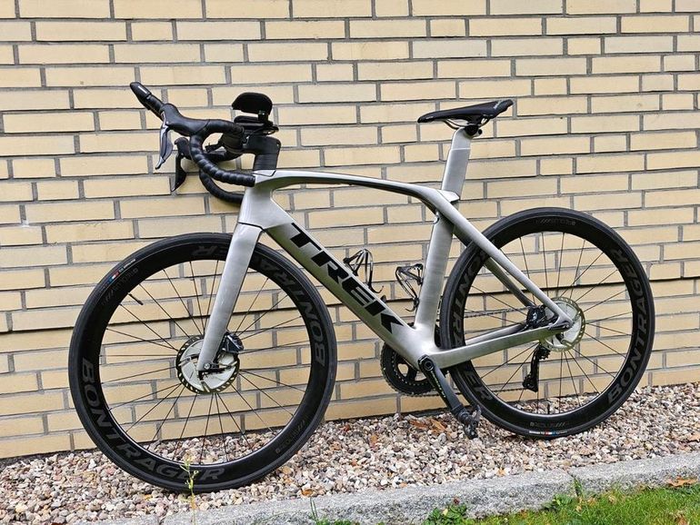 Used Trek Madone Shimano Ultegra Di2 2019 Road & Gravel, Hellgrau — image 4 of 17