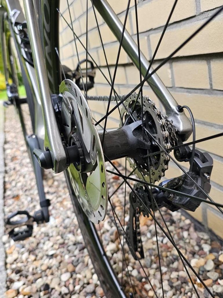 Used Trek Madone Shimano Ultegra Di2 2019 Road & Gravel, Hellgrau — image 5 of 17
