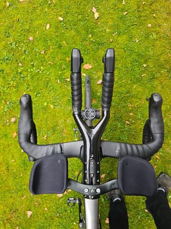 Used Trek Madone Shimano Ultegra Di2 2019 Road & Gravel, Hellgrau — image 11 of 17