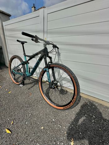 BULLS, Wild Edge Trail 2023
