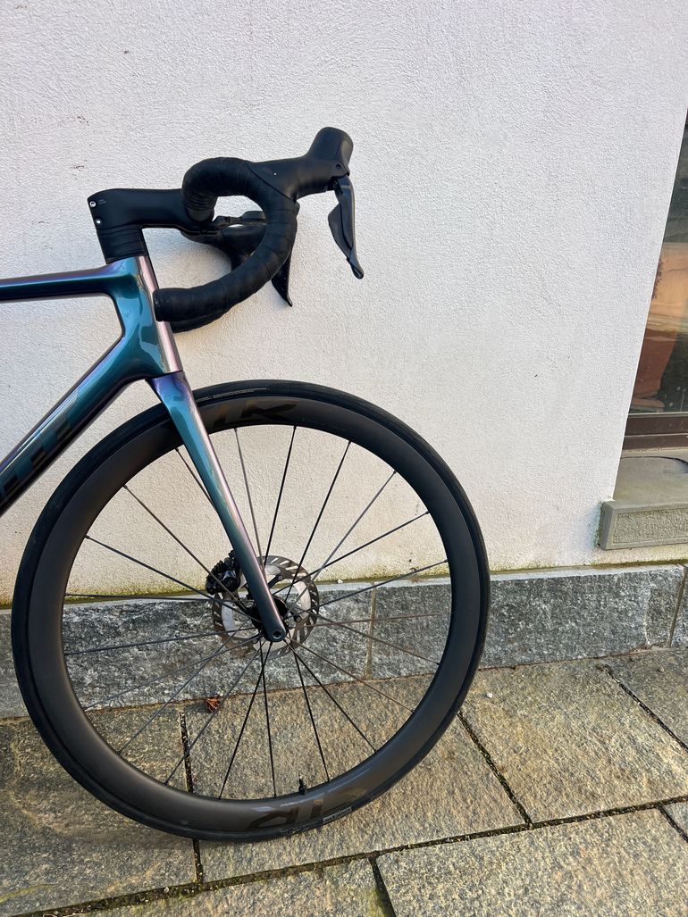 Used Giant TCR Advanced SL 1 2025 2025 Road & Gravel, Violett — image 5 of 6