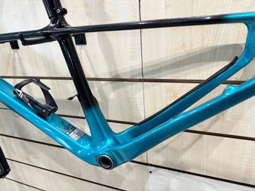 Used Lee Cougan Custom Frameset 2024 Mountainbike, Blue — image 9 of 9