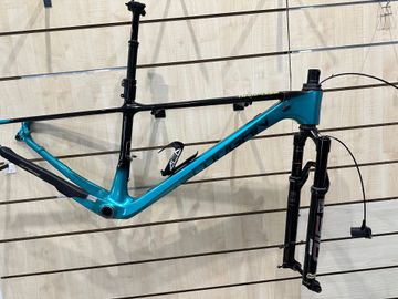 Lee Cougan Custom Frameset 2024 MTB de segunda mano