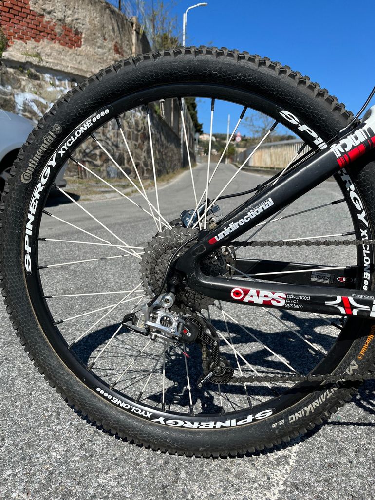 Used BMC Fourstroke SRAM X0 2011 Mountainbike — image 11 of 13