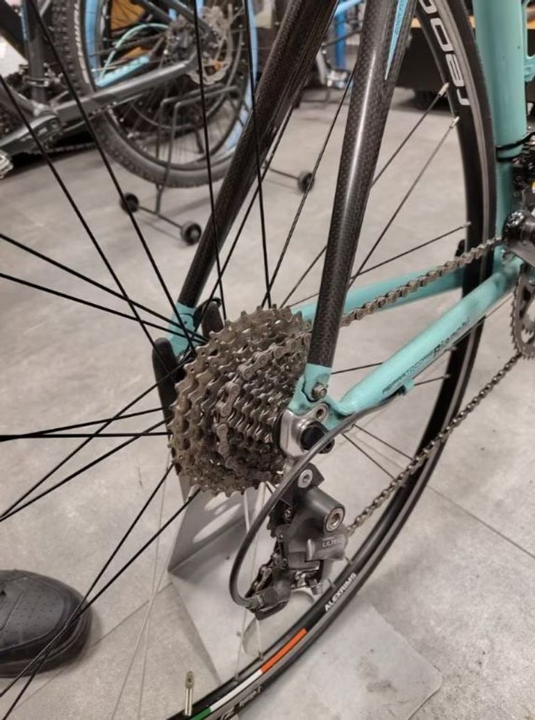 Used Bianchi 1885 2011 Road & Gravel, Blue — image 10 of 14