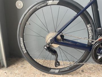 Used Lapierre Aircode Shimano 105 Di2 2022 Road & Gravel, Blue — image 8 of 11