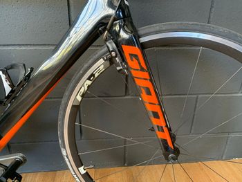 Used Giant Propel Advanced 1 2016 2016 Road & Gravel, Orange — image 8 of 8