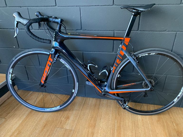 Used Giant Propel Advanced 1 2016 2016 Road & Gravel, Orange — image 2 of 8