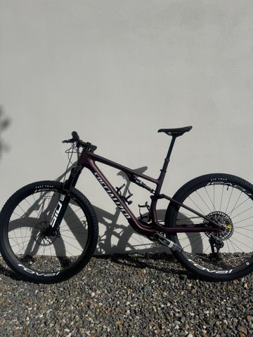 Used Specialized Epic 8 Expert 2026 2026 Mountainbike, Purple, 29 — image 4 of 5