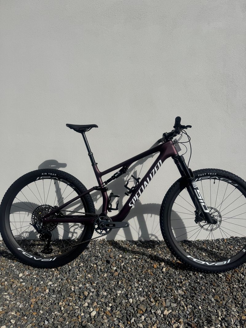 Used Specialized Epic 8 Expert 2026 2026 Mountainbike, Purple, 29 — image 1 of 5