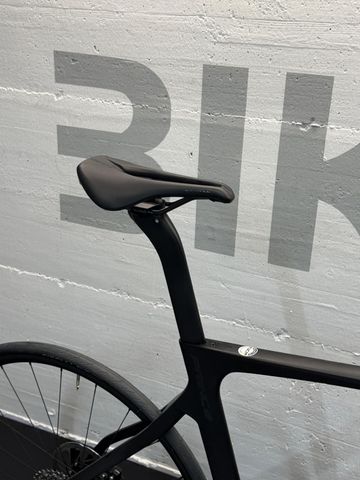 Używany Pinarello Prince Disk 2022 Road & Gravel — zdjęcie 6 z 6