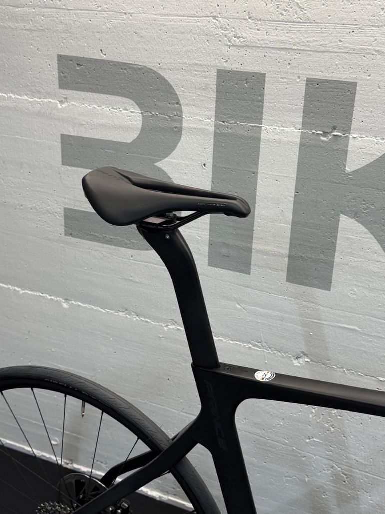 Używany Pinarello Prince Disk 2022 Road & Gravel — zdjęcie 6 z 6