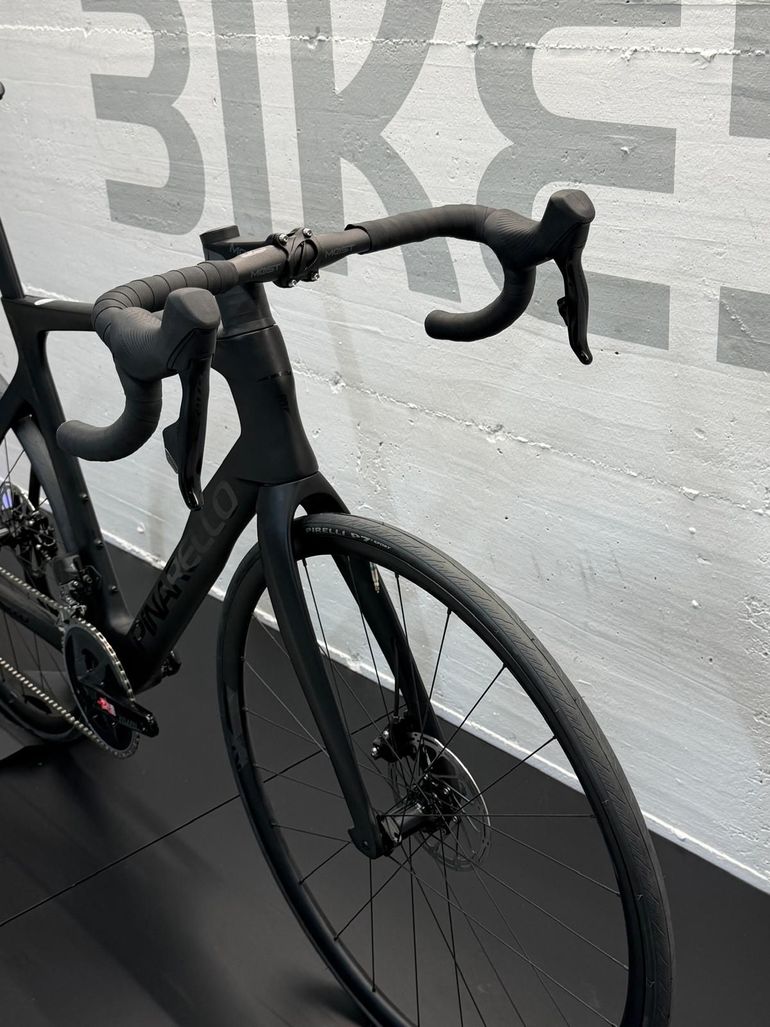 Używany Pinarello Prince Disk 2022 Road & Gravel — zdjęcie 4 z 6