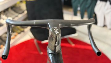 Used Pinarello Dogma F12 Disk Frameset 2021 Frameset 2021 Road & Gravel, Light Gray — image 16 of 18