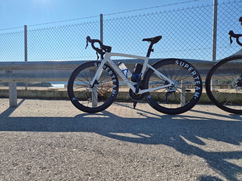 Used Specialized Tarmac SL7 Sport - Shimano 105 2024 2024 Road & Gravel — image 8 of 16