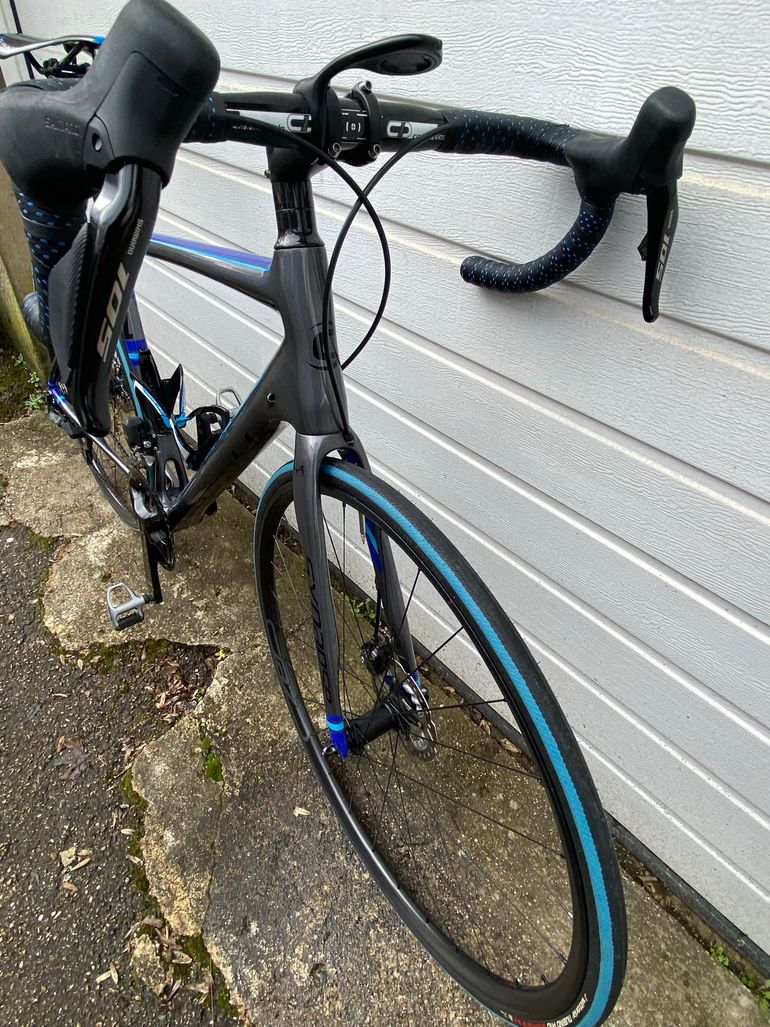 Used Cannondale Synapse Shimano 105 Di2 2017 Road & Gravel — image 2 of 4