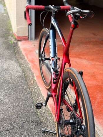 Used Giant TCR Advanced SL 1 Disc 2021 2021 Road & Gravel, Red — image 3 of 10