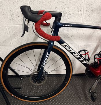 Used Giant TCR Advanced SL 1 Disc 2021 2021 Road & Gravel, Red — image 10 of 10