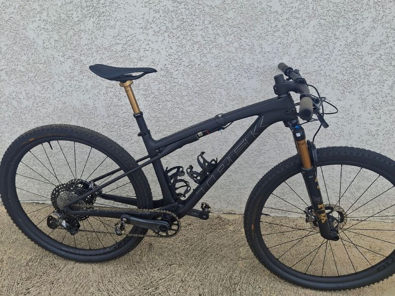 Käytetty Trek Supercaliber SLR 9.9 XTR Gen 2 2025 2025 MTB