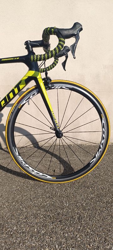 Tweedehands Giant Tcr Shimano 105 2020 Road & Gravel — afbeelding 10 van 13