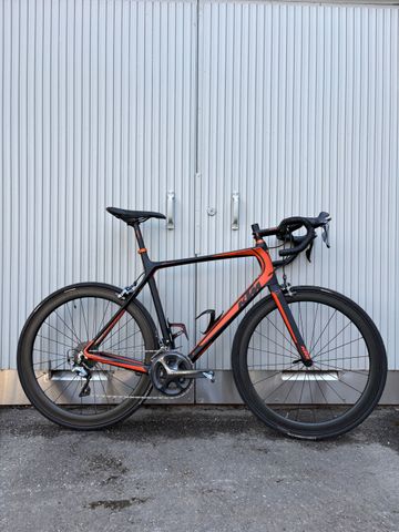 Gebrauchtes KTM REVELATOR Master 2017 Road & Gravel, Schwarz — Bild 1 von 8