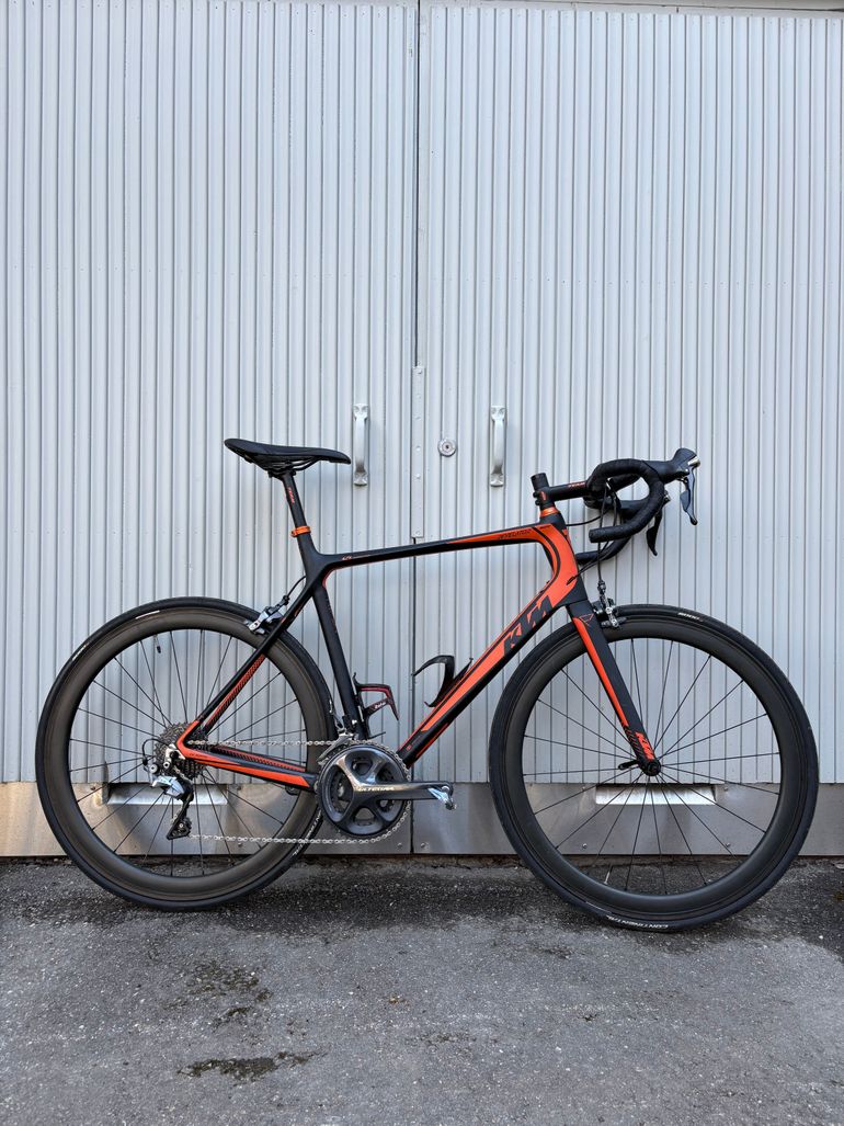 Used KTM REVELATOR Master 2017 Road & Gravel, Negro — image 1 of 8