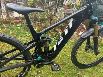 Used Yeti 160E C2 2025 2025 Mountainbike, Black, 29 — image 7 of 8