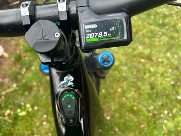 Used Yeti 160E C2 2025 2025 Mountainbike, Black, 29 — image 3 of 8