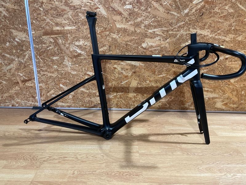 Używany BMC Teammachine Frameset 2027 Road & Gravel