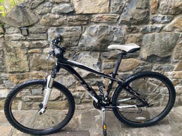 Tweedehands Fuji Nevada 4.0 INTL 2012 2012 Mountainbike — afbeelding 2 van 3