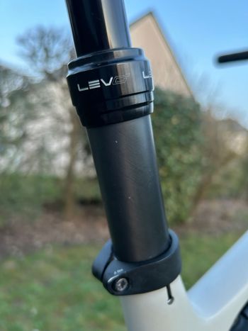 Used Canyon Lux Trail CF 6 2022 2022 Mountainbike — image 17 of 17