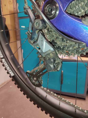 Used Trek TREK Fuel EXe 9.5 2024 Mountainbike — image 3 of 7