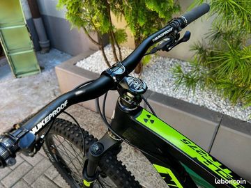Used Nukeproof Mega AM 275 Comp 2023 Mountainbike, Black, 27.5 (650B) — image 4 of 9