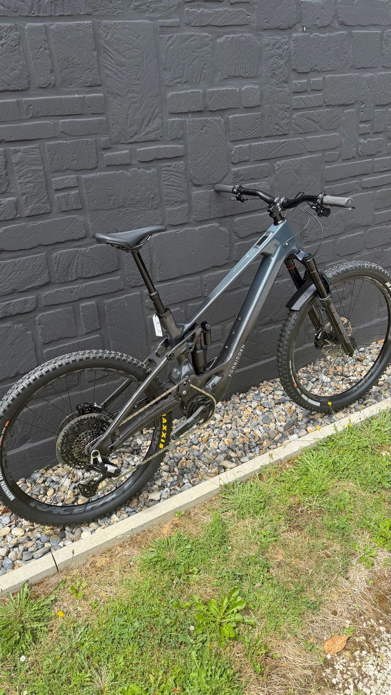 Used Forbidden Druid CorE 3 2025 2025 Mountainbike, Light Gray, 29 — image 7 of 9