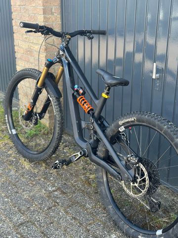 Gebrauchtes YT Industries Capra CORE 4 CF MX 2025 2025 Mountainbike, Schwarz, 29, 27.5 — Bild 2 von 16
